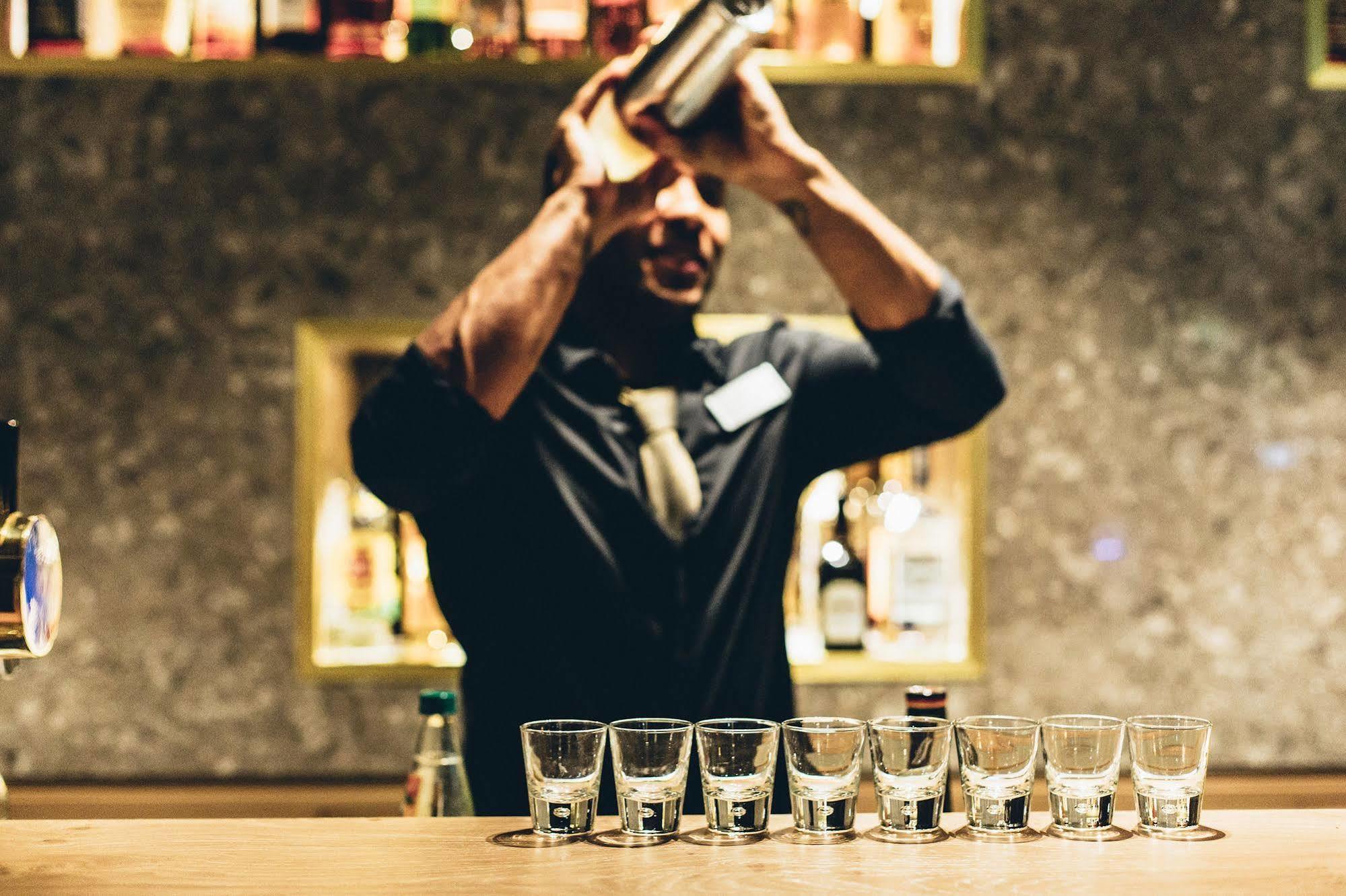 Bob W Munich Old Town Hotel Bagian luar foto